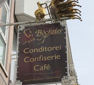 Kaffeepause beim Kaffeehaus Böckeler, Lange Straße