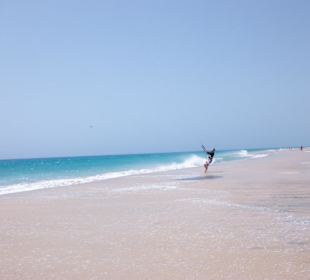 Strandspaziergang am Surferparadies