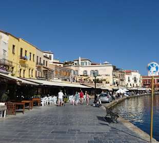 Le quai Kontouriotou