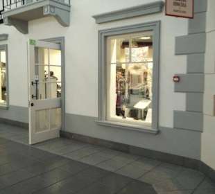 Fashion House