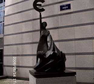 EU-Denkmal eim EU Parlament