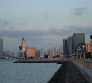 Silhouette von Abu Dhabi