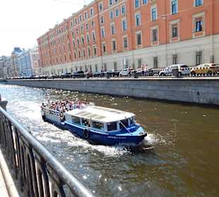 Kanalfahrt in St. Petersburg