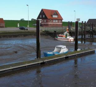 Der Hafen von Fedderwardersiel