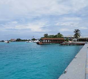 Abholung am Flughafen mit dem Speedboot