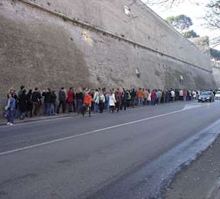 Die Besucherschlange