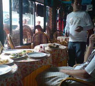 Essen in der Eserbar