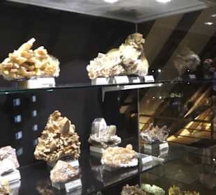 Museum für Mineralien und Mathematik
