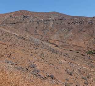 Blick vom Mirador Las Penitas auf die Bergstraße
