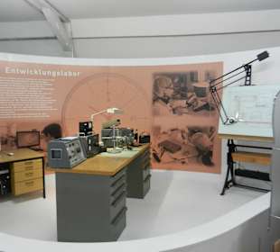 Auto- und Uhrenmuseum - Entwicklung