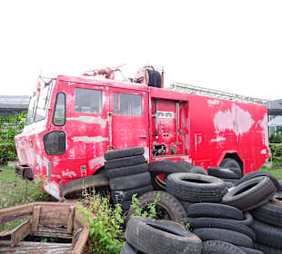 Auf dem Freigelände verrotten wahre Schätze