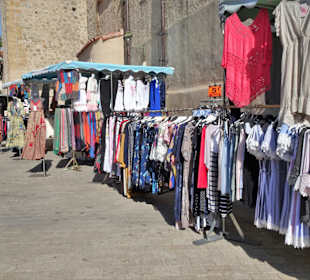 Impressionen vom Wochenmarkt in Argelès-Village