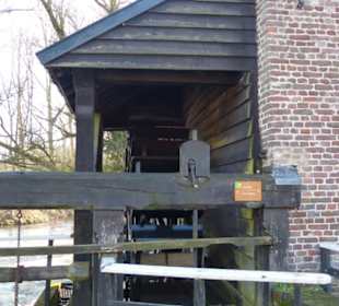 Intakte Wassermühle