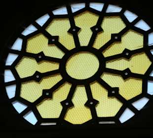 Opatija: Die Kirche Mariä Verkündigung