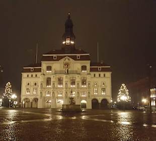 Rathaus im Zentrum