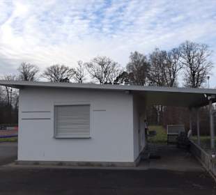 Bitte beschreiben Sie, was auf Ihren Bildern zu se