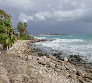 Von hier hat man den schönen Blick auf die Bucht