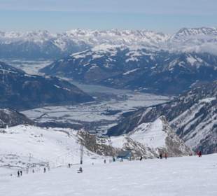 Ausblick bei ca. 3000 Meter auf den Zeller See