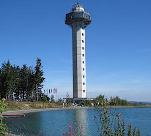 Der Hochheide-Turm mit Wasserspeicher. 