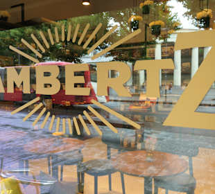 Lambertz Shop & Café: Kaffeepause und Einkauf