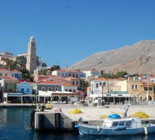 Hafeneinfahrt Emborio