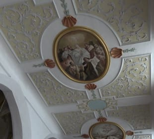 Katholische Stiftskirche St. Peter