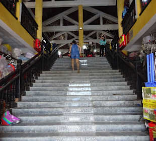 Aufgang zur 2. Etage