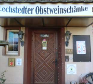 Eingang zum Hotel und Resataurant