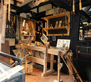 Schreinerwerkstatt des letzten Jahrhunderts