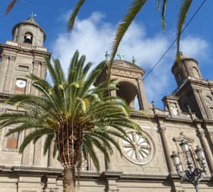 Kathedrale Santa Ane – Außenansicht