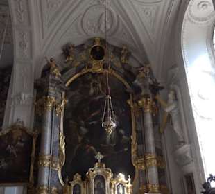 Hofkirche „Unserer Lieben Frau“