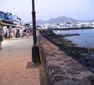 Promenade vom Hotel Richtung Hafen/Ort