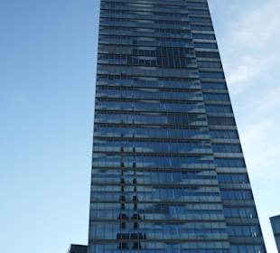 Der Kölnturm im Mediapark, Kölns höchstes Hochhaus