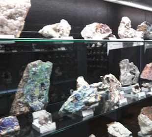 Museum für Mineralien und Mathematik