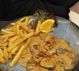 Filletspitzen mit Fritten