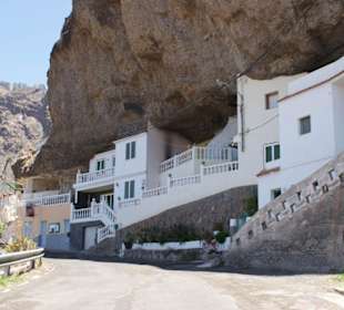 Höhlenwohnungen in Acusa