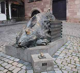 Dürers Hase auf Tiergärtnertorplatz