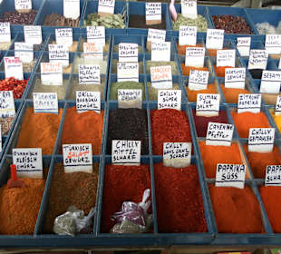 Gewürzstand Außenbereich Markt in Manavgat