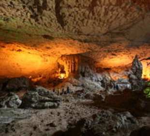 Höhle