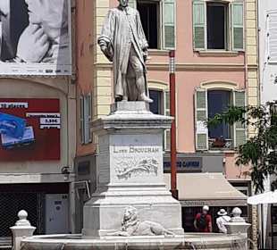 Statue von Lord Brougham