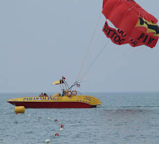 Parasailing Side