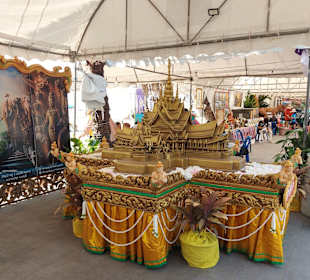 Ausstellung verschiedener Sehenswürdigkeiten