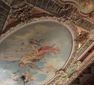 Heimatschutzzentrum in der Villa Patumbah