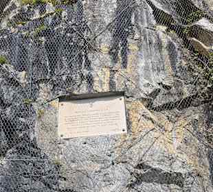 Italy im Felsen eingearbeitet