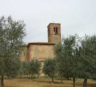Aussenansicht der Kirche