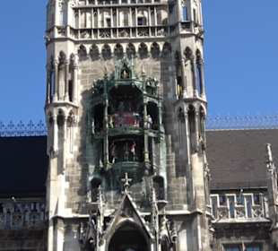 Glockenspiel im Turm des Neuen Rathauses