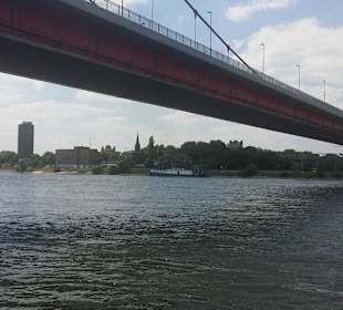 Auf dem Rhein