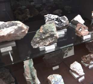 Museum für Mineralien und Mathematik