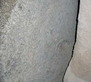 Drzwi podziemnego miasta