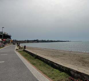Am Strand/Promenade bis nach Side